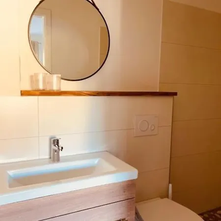 Apartment Modernes Im Herzen Sellins *